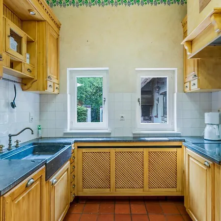 Дом отдыха Fantastische Vakantiewoning Aan Het Bos *