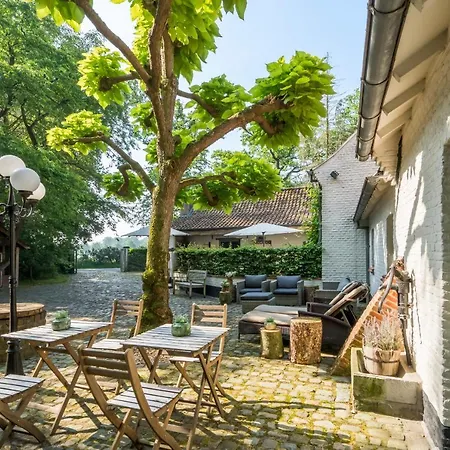 Fantastische Vakantiewoning Aan Het Bos Дом отдыха *